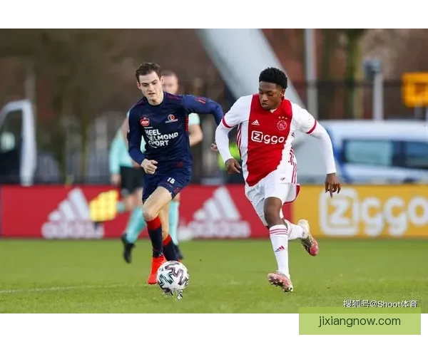 特温特2比1逆袭阿贾克斯 范罗伊泽鲁基进球锁定胜局