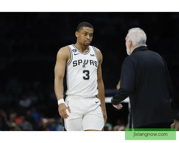 凯尔登约翰逊自称效率高助力球队斩获佳绩质疑最佳第六人称号